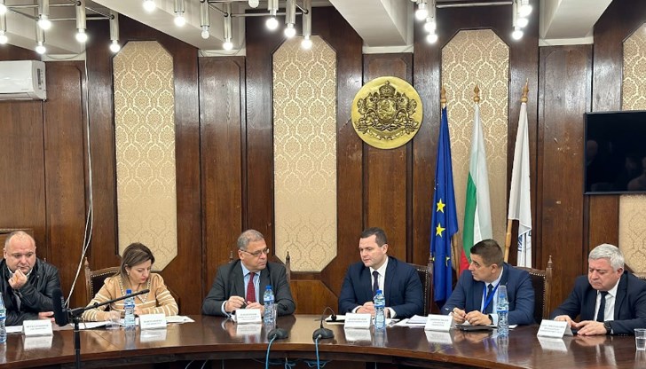 Така ще имаме реални доказателства срещу залповите обгазявания, смята кметът на Русе