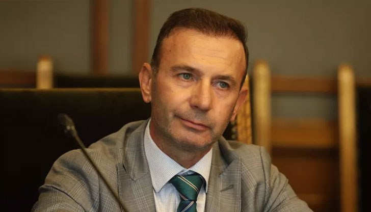 Изследват се шокиращи кадри около трагедията, в която са замесени майка и дъщеря, каза гл. секретар на МВР Изследват се шокиращи кадри около трагедията, в която са замесени майка и дъщеря, каза гл. секретар на МВР