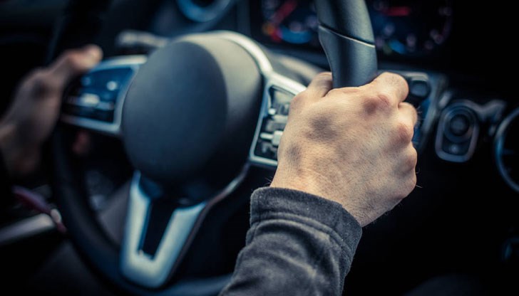 49-годишният русенец седнал зад волана с 2,09 промила алкохол 49-годишният русенец седнал зад волана с 2,09 промила алкохол