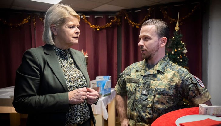 Министърката на отбраната Клаудия Танер се застъпи за въоръжаването на армията и за сътрудничество между европейските страни