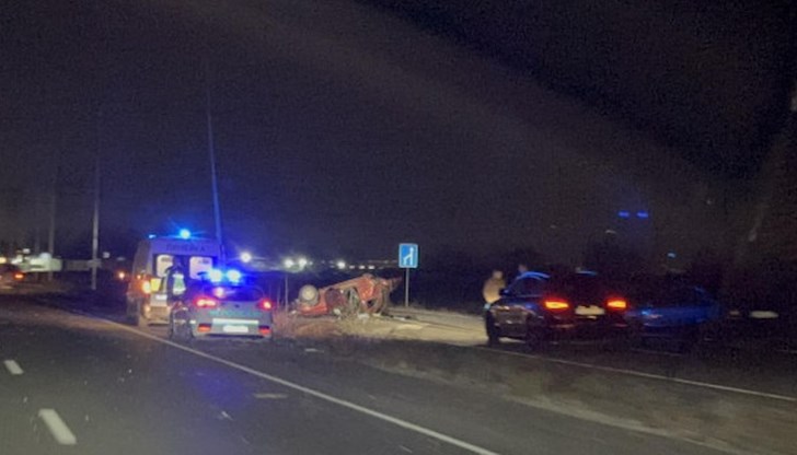 Пътуващите в нея са се разминали само с уплаха Пътуващите в нея са се разминали само с уплаха