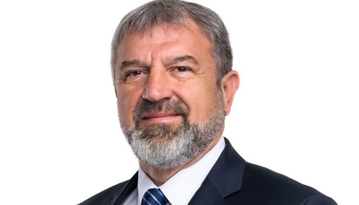 Утре той ще може да положи клетва като народен представител