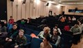 Деца с аутизъм посетиха представление на Кукления театър