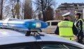 Мъж е осъден на глоба от 300 лева за неприличен жест към полицаи