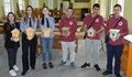 Ученици от Русе направиха „къщички за прилепи“