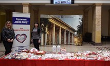 Откриха благотворителен базар за мартеници в Русенския университет
