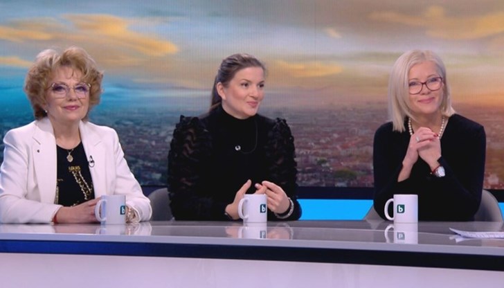 В момента ПП-ДБ са в изключително слаба позиция, обясни Валя Войкова В момента ПП-ДБ са в изключително слаба позиция, обясни Валя Войкова