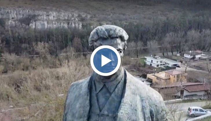 Историци и свещеници отричат свещеноикономът да е виновен за залавянето на Апостола