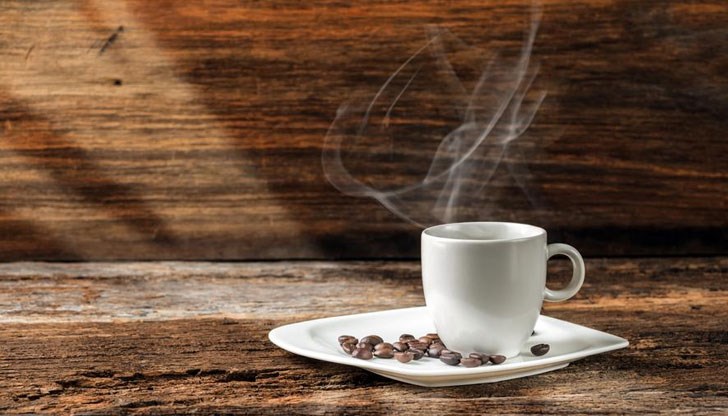 Един от рисковете от сгъстяване на кръвта и кръвни съсиреци е високата консумация на кафе