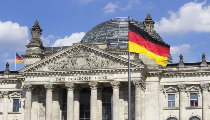 Средно месечно близо 190 мъже на възраст между 18 и 45 години са се обръщали за убежище в Германия