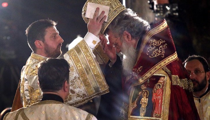 В Патриаршеската катедрала "Св. Александър Невски" бе извършена тържествената патриаршеска интронизация на новия български патриарх