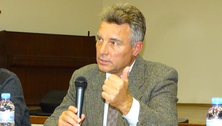 Там, накъдето ПП-ДБ са тръгнали, оттам ДПС се е върнало отдавна, отбеляза анализаторът