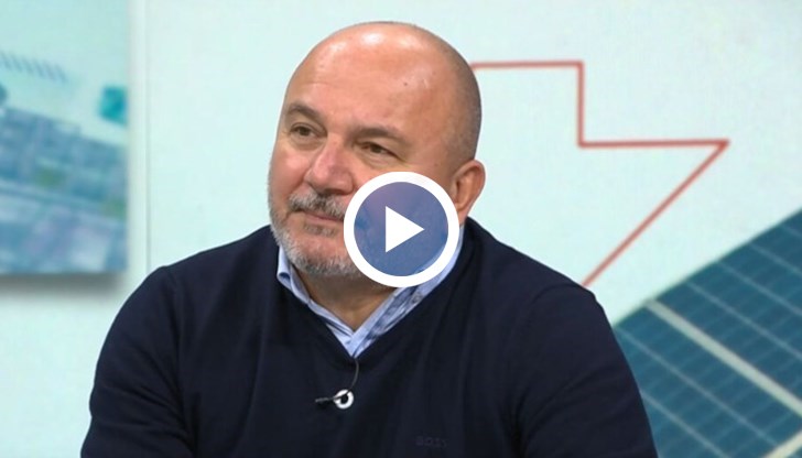 По думите му тази новина е отклонила вниманието от промените в съдебната власт и от уволнението на директора на Агенция „Митници”