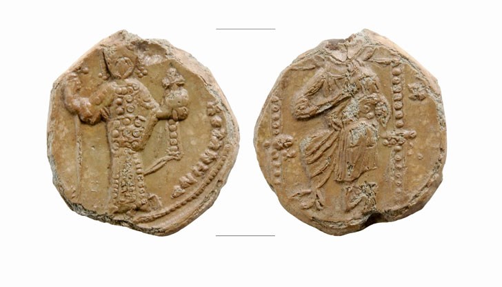 Те са отккрити при разкопки в средновековна крепост Кале Широково и храм в местността Манастира при село Широково