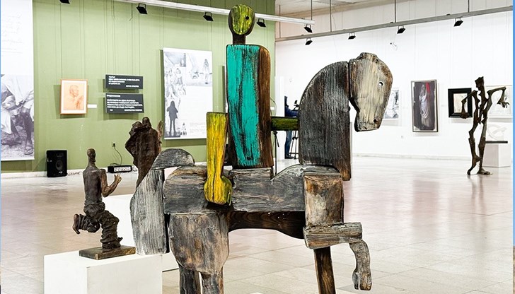 Творбите могат да бъдат разгледани до 18 февруари