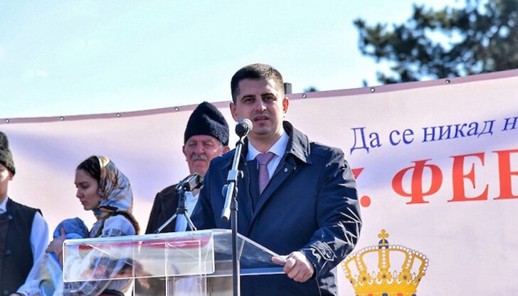 Това заяви държавният секретар в сръбското министерство на труда и социалните въпроси Деян Антич Това заяви държавният секретар в сръбското министерство на труда и социалните въпроси Деян Антич