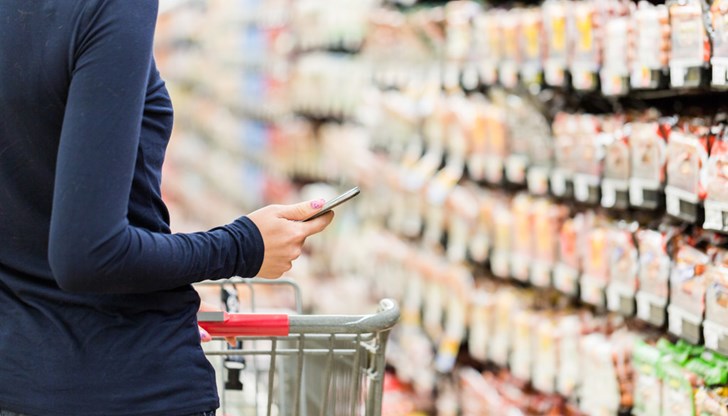 Близо 30% от разходите ни са за храна и безалкохолни напитки Близо 30% от разходите ни са за храна и безалкохолни напитки