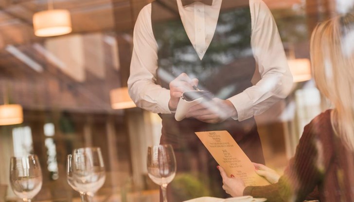 НАП поставя под постоянен мониторинг некоректни собственици на заведения с дългове към фиска НАП поставя под постоянен мониторинг некоректни собственици на заведения с дългове към фиска