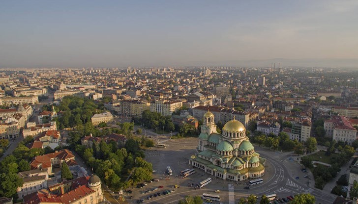 Възможни са затруднения в придвижването в района на СУ и храм-паметника „Св. Александър Невски“