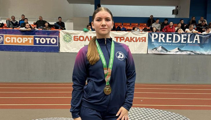 Михаела Михайлова, Нелия Иванова и Боян Захариев се представиха отлично в зала „Фестивална“ в София