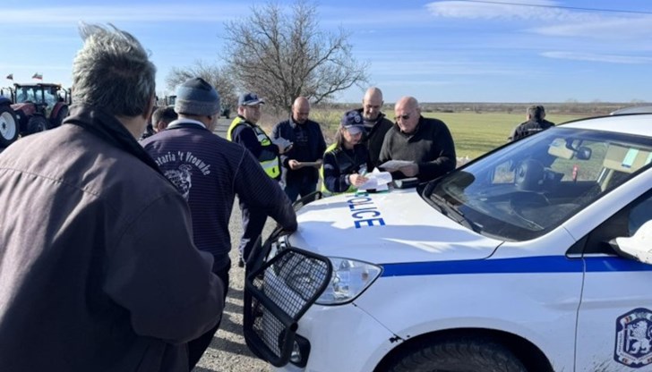 Протестиращите коментират, че това е опит да бъдат сплашени Протестиращите коментират, че това е опит да бъдат сплашени