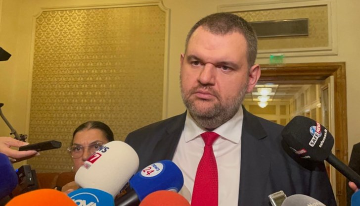 Човекът, който тласка България към избори, се казва Христо Иванов, заяви депутатът