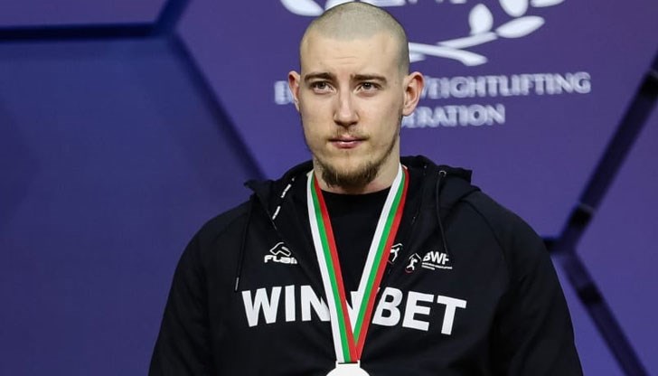 Сребърният медалист спечели отличията часове след като стана баща на момченце