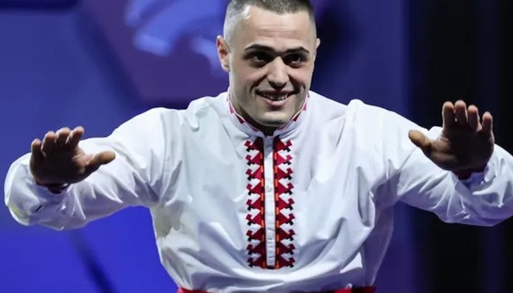 Той заслужи безапелационно златото в категория до 89 кг