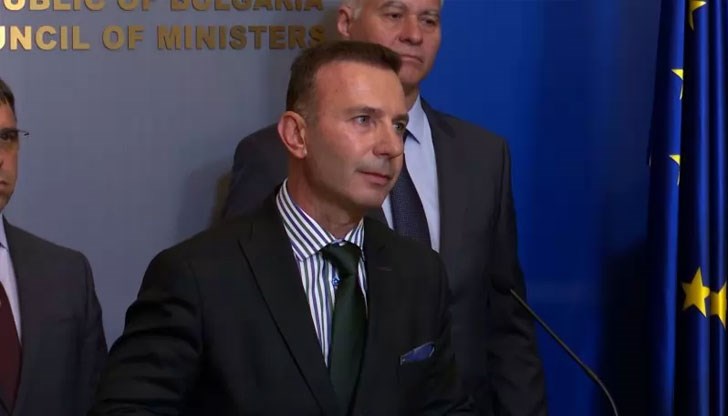 За съжаление се касае за служител на МВР, който е наблюдаван, контролиран, заяви Живко Коцев