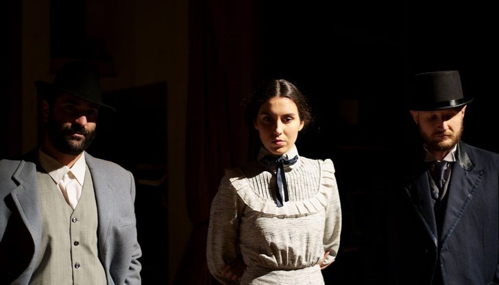 Документалната лента ще запознае публиката със забележителния живот и обществена дейност на Екатерина Каравелова Документалната лента ще запознае публиката със забележителния живот и обществена дейност на Екатерина Каравелова