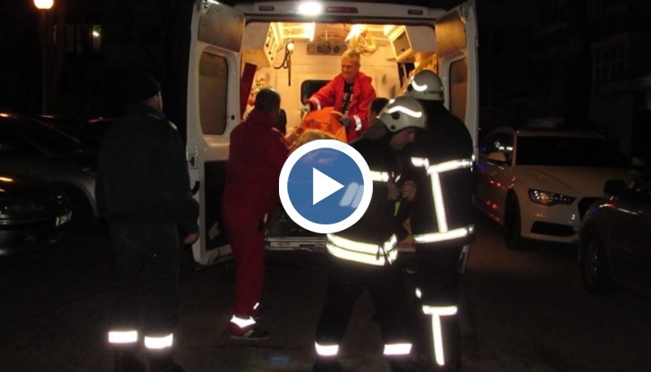 Възрастната жена бе изведена от жилището си в квартал "Възраждане"