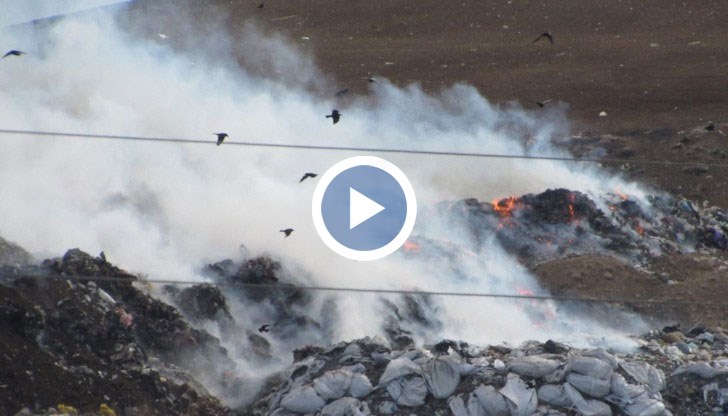 Очакванията всичко да бъде овладяно до обедните часове не се сбъдват поради силния вятър