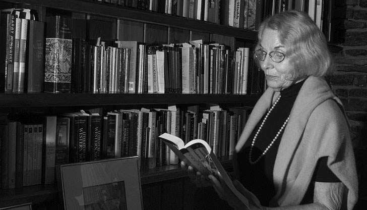 Носителката на Националната награда за литература на САЩ си отиде на 88-годишна възраст