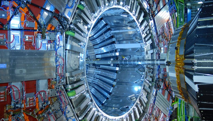 Машината се нарича Future Circular Collider (FCC)