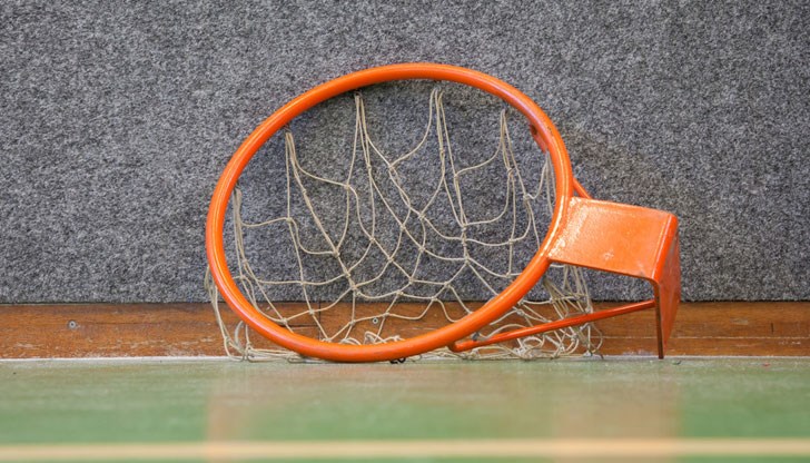 Грандиозни нарушения при възлагането на обществени поръчки за 24 физкултурни салони, включително и в Русе