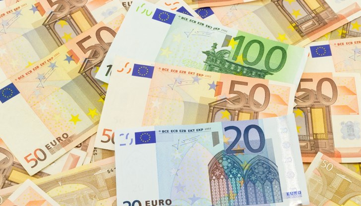 Единната европейска валута се котираше за 1,0835 долара