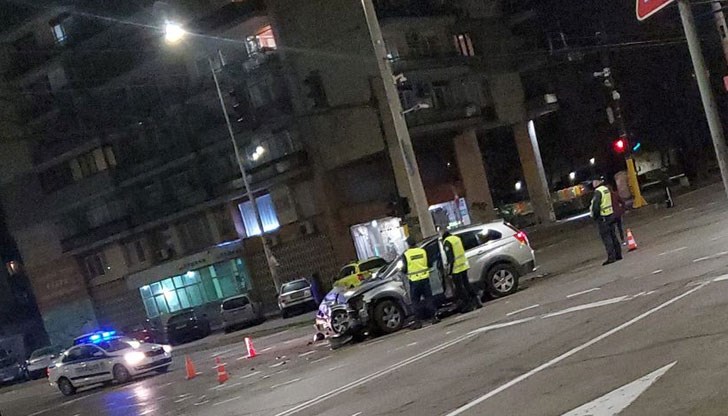 При инцидента са пострадали трима души