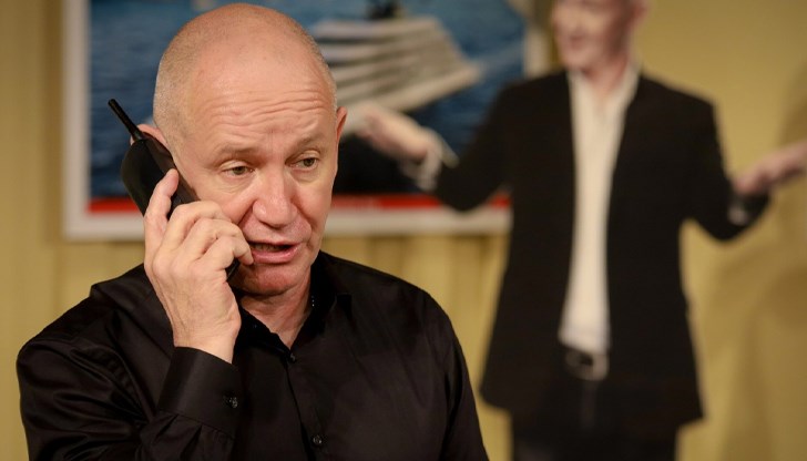 Вълни от реакции на защита към актьора заваляха в социалните мрежи от негови колеги и познати