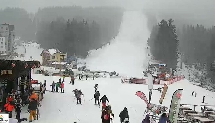 Гръмотевична буря затвори съоръженията в ски курорта
