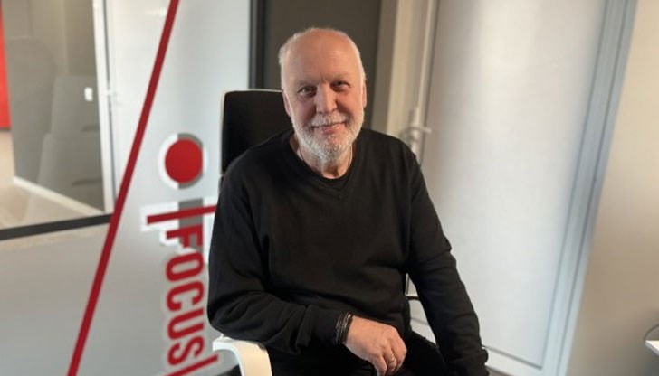 Проф. Пламен Димитров обясни защо вярваме на врачки: Суеверието се гради на невежество, липсата на критично мислене и страх! Проф. Пламен Димитров обясни защо вярваме на врачки: Суеверието се гради на невежество, липсата на критично мислене и страх!