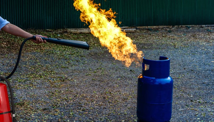 4 сигнала за пожари вдигнаха на крак огнеборците в Русенско 4 сигнала за пожари вдигнаха на крак огнеборците в Русенско