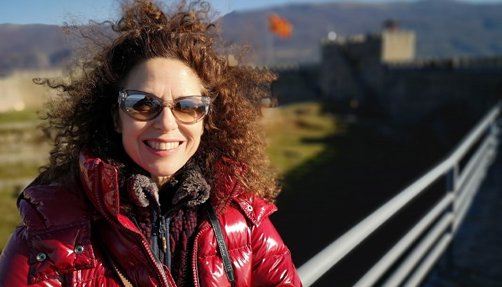 Придобил стотици имоти, е бил грижливо пазен от цялата държавна система