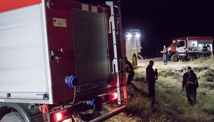 Два пожара гасиха огнеборци в Русе през изминалото денонощие Два пожара гасиха огнеборци в Русе през изминалото денонощие