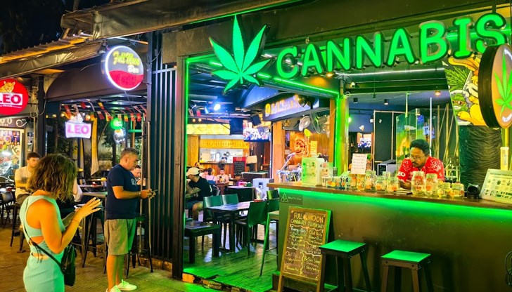 Азиатската държава се готви да наложи забрана на употребата на канабис "за развлечение"