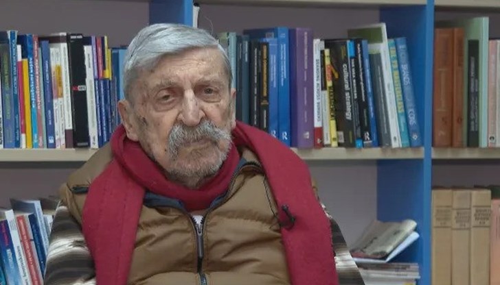 Преди 65 години Петър Шойлев завършва първото си висше образование, а днес очаква петата си диплома Преди 65 години Петър Шойлев завършва първото си висше образование, а днес очаква петата си диплома