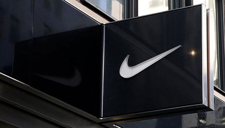 Корпорацията очаква разходите ѝ за изплащане на обезщетения на уволнени да достигнат 450 милиона долара Корпорацията очаква разходите ѝ за изплащане на обезщетения на уволнени да достигнат 450 милиона долара