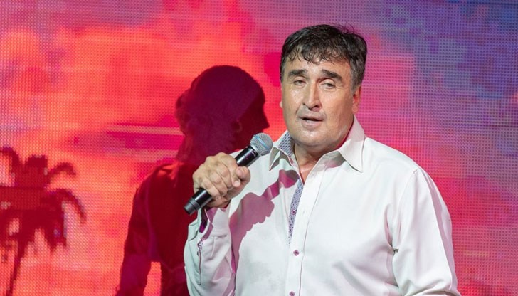 Концертът е част от лятното турне на изпълнителя