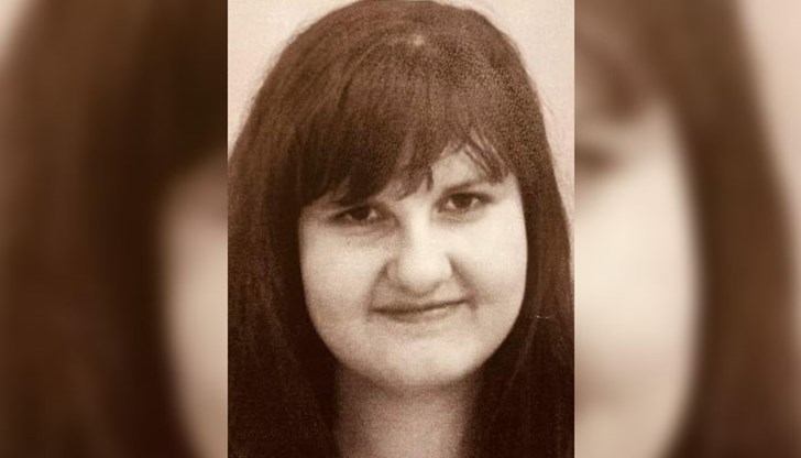 Вчера бе сменена профилната ѝ снимка във Facebook Вчера бе сменена профилната ѝ снимка във Facebook