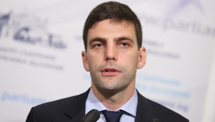 В него няма политици, заяви Никола Минчев