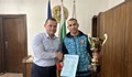 Пенчо Милков награди боксьора Радослав Росенов